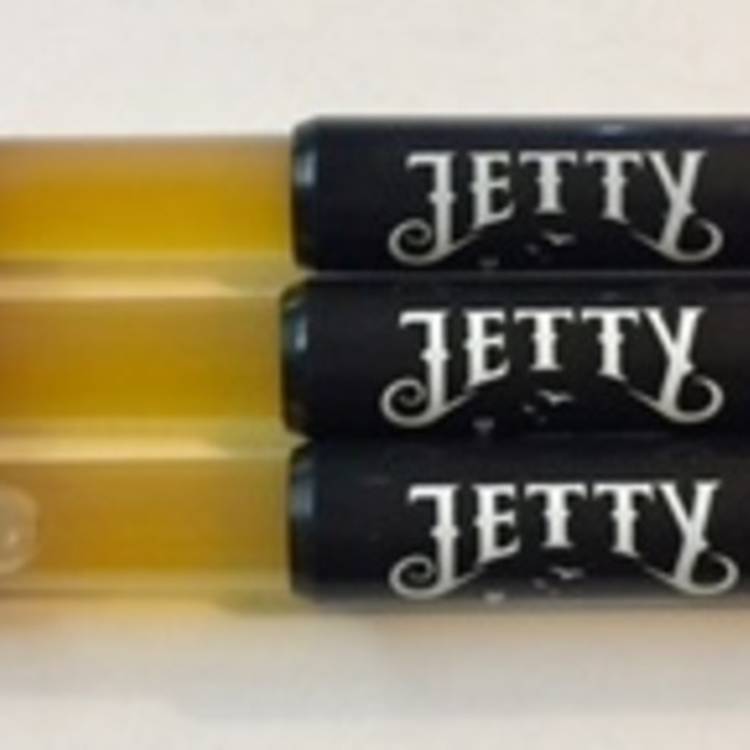 Jetty Gold Dablicator - 85% lab tested clear CO2 oil. Offered in Indica, Sativa,and Hybrid - Concentrate