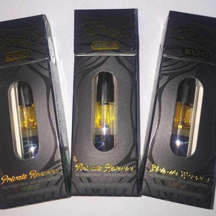 Bhang Black 500mg - "Private Reserve" Ultra Refined CO2 vape cartridge. Available in Indica,Sativa, and Hybrid strains.