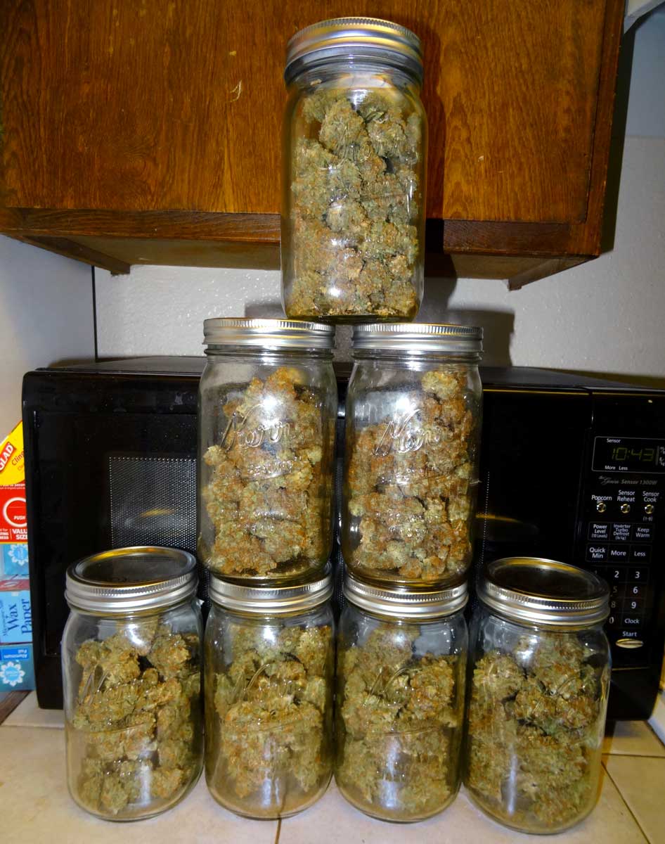 https://d3g6k92p337x6r.cloudfront.net/uploads/zinnia/2017/09/11/how-should-i-store-cannabis.jpg